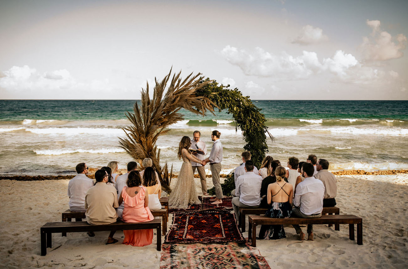 erros comuns na decoração de casamento na praia à tarde