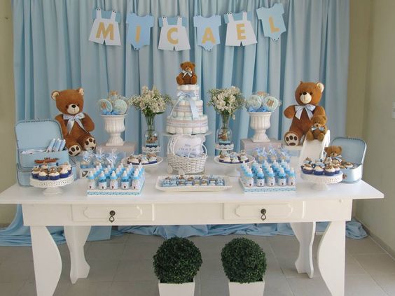 Os 7 Melhores Temas de Chá de Bebê Menino para 2025/2026