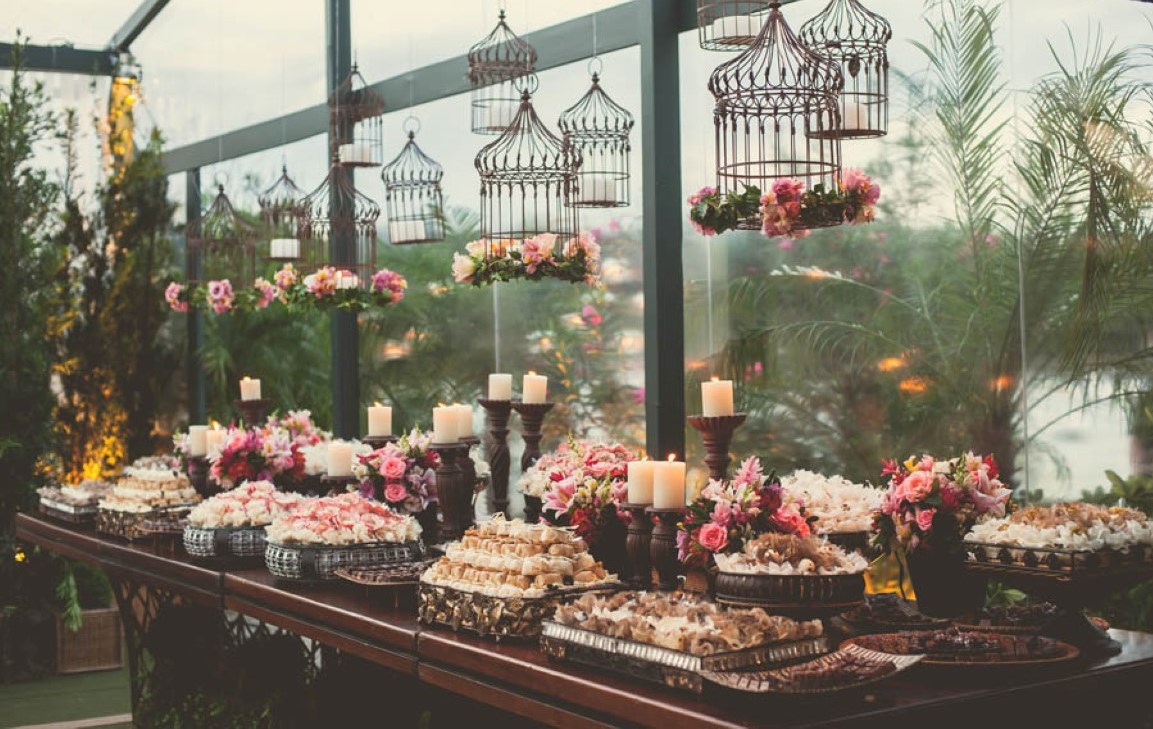 erros comuns decorar festa gaiolas evitar