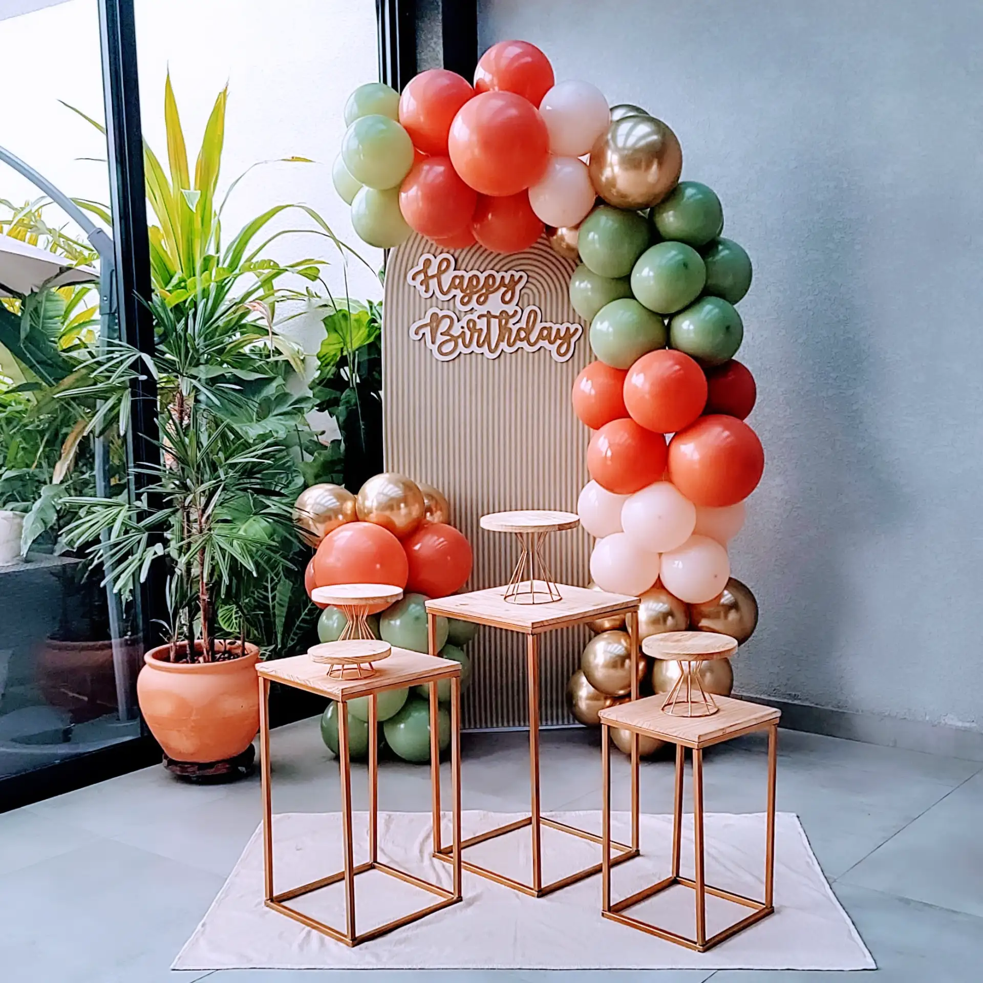 Iluminação Estratégica: Transforme sua Festa com Cordões de Luz e LED