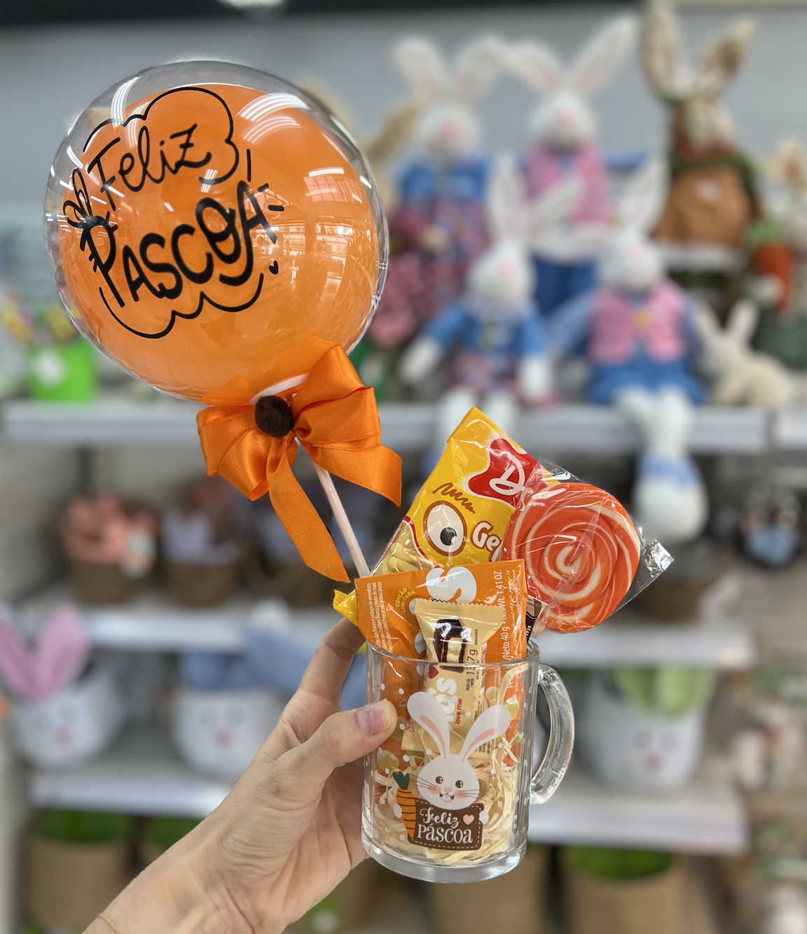 Ideias Criativas de Centros de Mesa de Páscoa com Balões Bubble