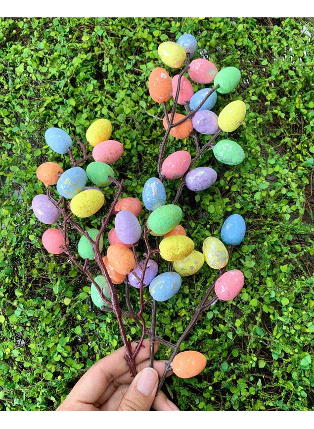 decoração de páscoa com galhos secos