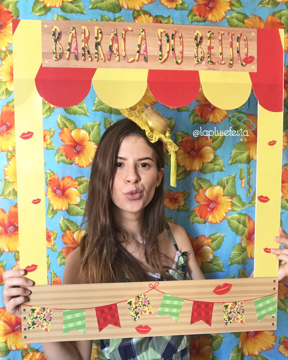 como fazer espantalho para porta de festa junina