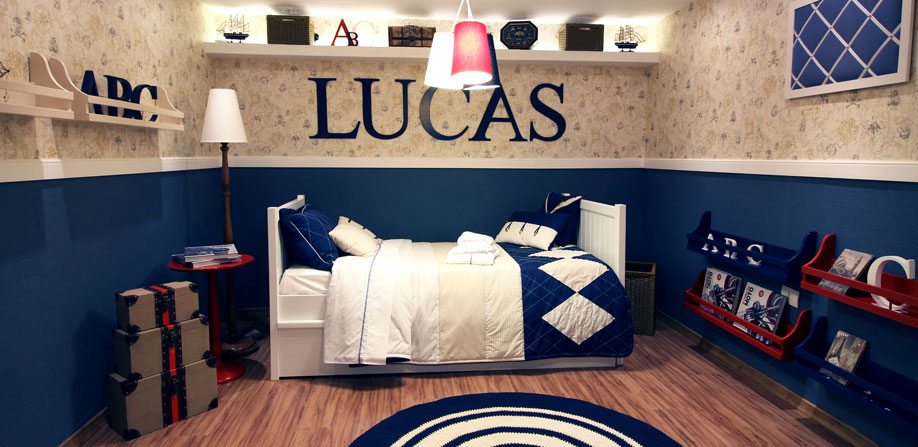 quarto menino tema astronauta galáxia