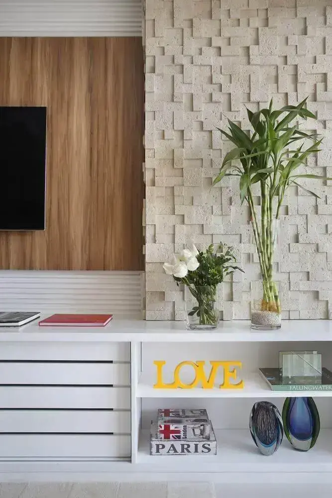 ideias criativas para decorar rack sala de estar
