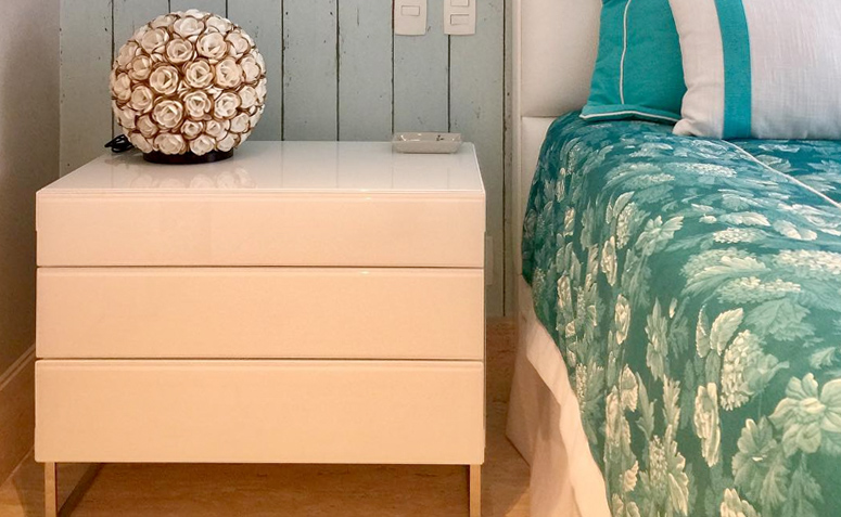 5 ideias de títulos para posts sobre decoração com MDF:
1. Transforme seu Quarto: Guia Completo de Decoração com MDF
2. MDF no Quarto Infantil: Criatividade e Segurança para os Pequenos
3. Tendências de Cores e Texturas em MDF para Ambientes Modernos
4. DIY: Pinte e Personalize suas Peças de MDF para um Toque Único
5. Painéis Ripados e Quadros Vazados: Os Destaques da Decoração com MDF