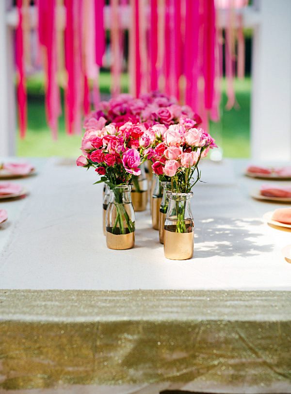 como usar flores naturais na decoração de mesa simples