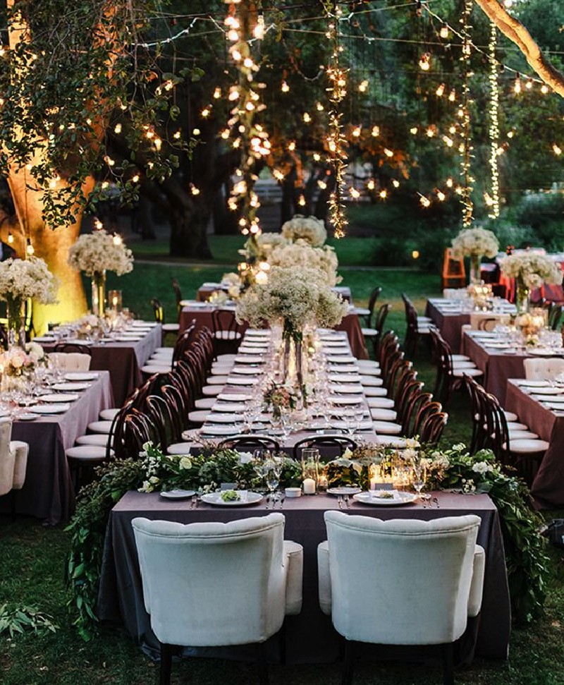 decoração de noivado ao ar livre vs decoração de casamento ao ar livre