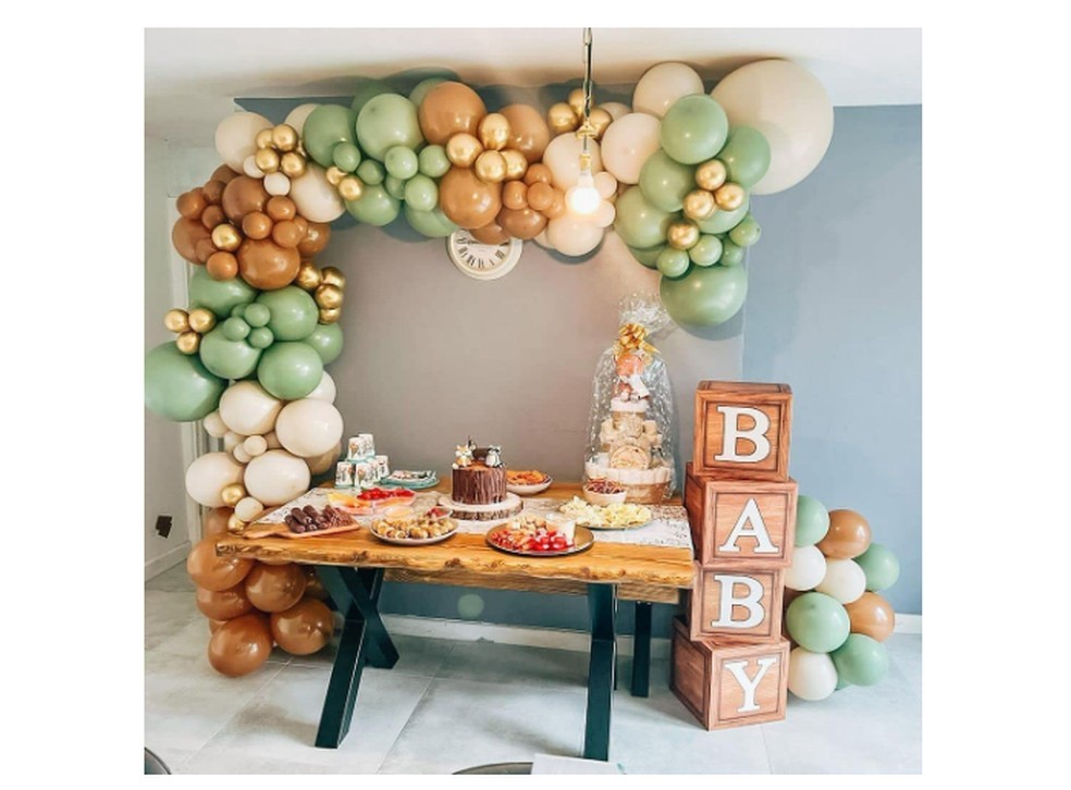 decoração chá de bebê simples vs elaborada