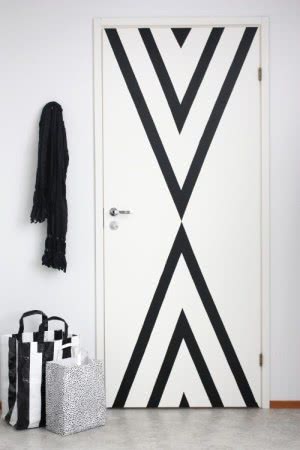 quanto custa decorar porta de quarto com adesivo