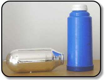 Barco na Garrafa: A Arte Milenar do Modelismo em Miniatura