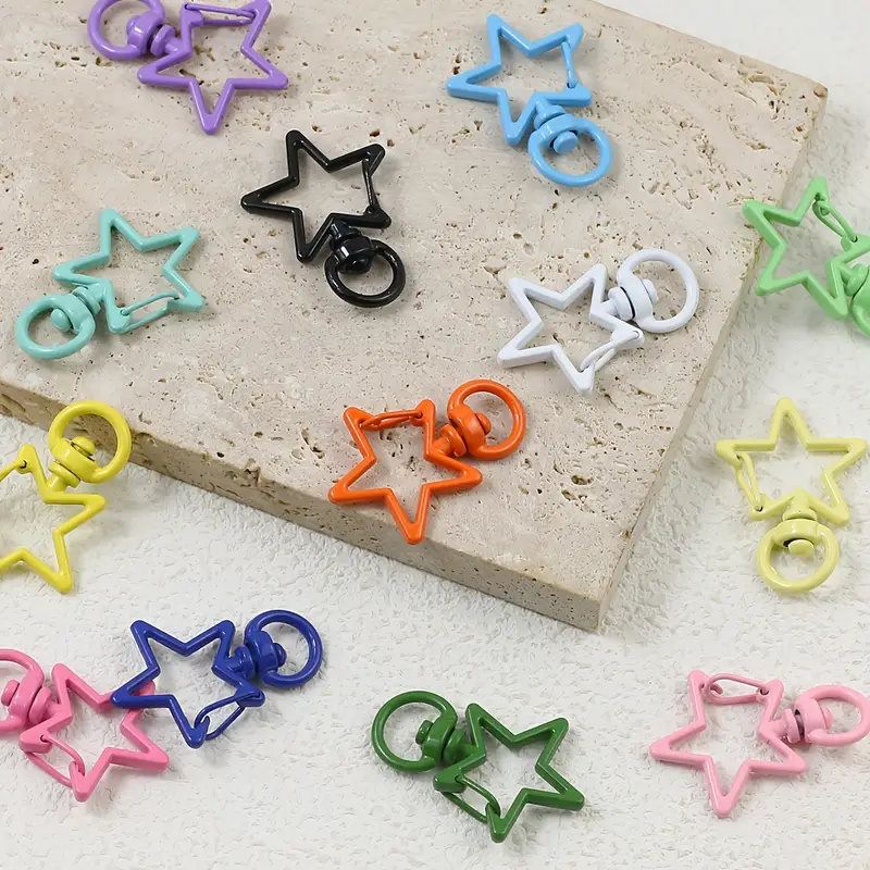 Chaveiros Ecológicos: Reutilizando Retalhos e E.V.A para Criar Peças Únicas