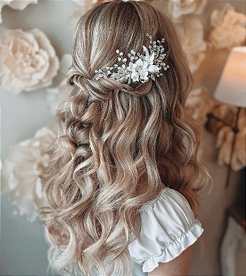 Tendências de Acessórios de Cabelo para Noivas em 2026: O Que Está em Alta