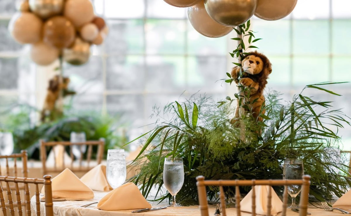 enfeite mesa safari eva ou feltro qual melhor