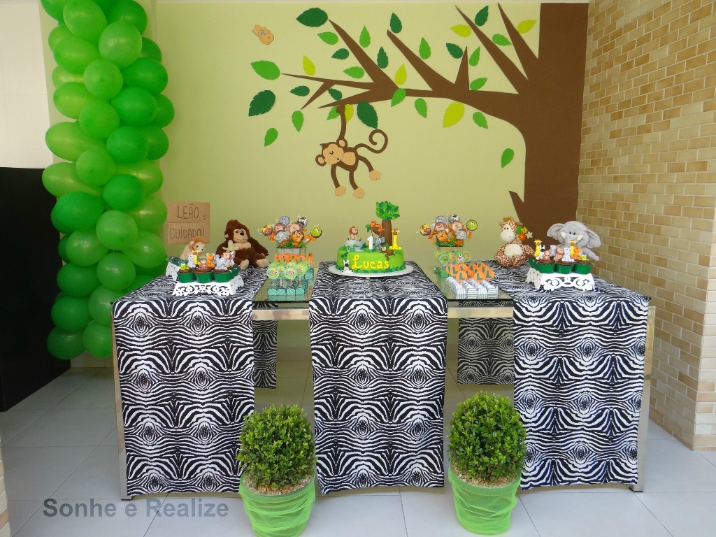 enfeites de mesa tema safari em eva