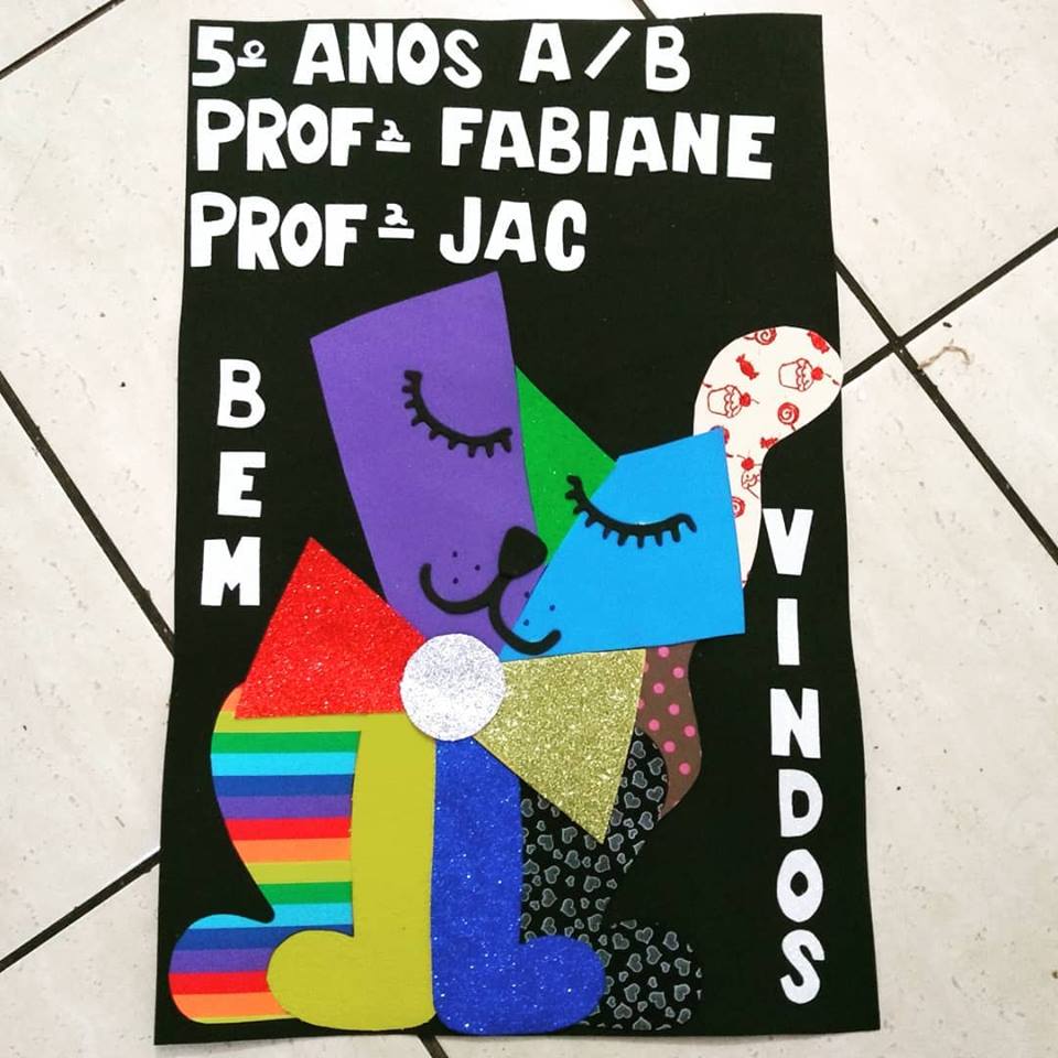 Guia Completo de Materiais para Decoração de Porta Escolar