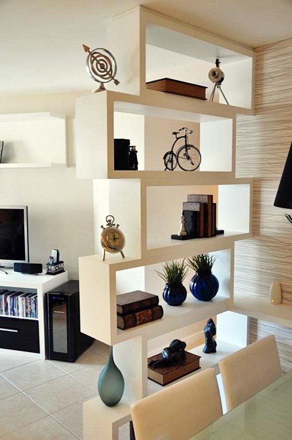 Plantas Pendentes: As Melhores Espécies para Decorar Suas Prateleiras Altas