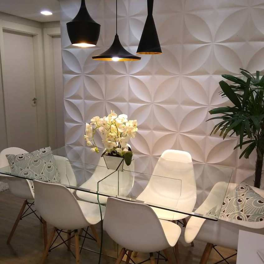 erros comuns ao decorar mesa de jantar de vidro