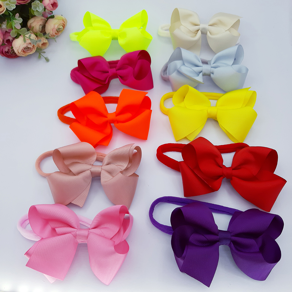 Como Escolher e Aplicar Laços em Faixas de Cabelo para Bebês