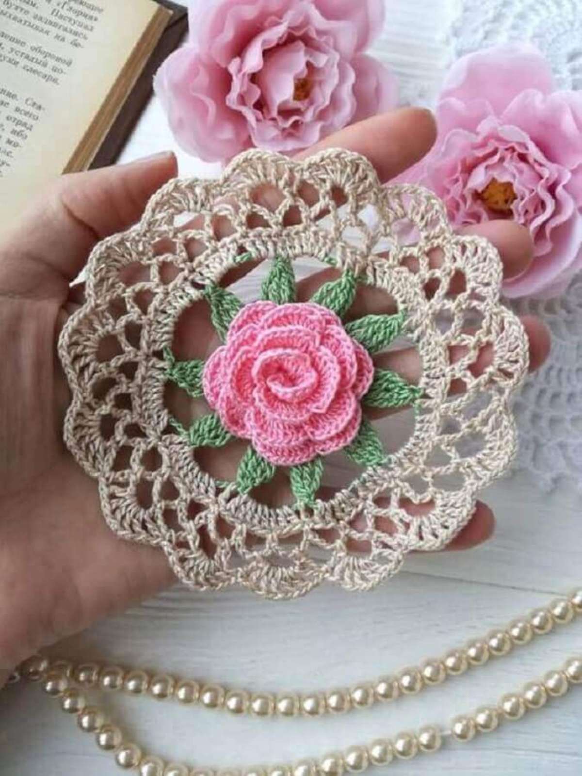 ideias criativas rosa de croche para decorar