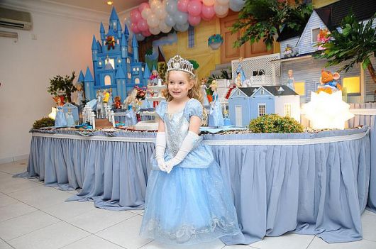 festa da cinderela simples