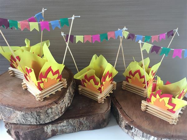 lembrancinha festa junina DIY versus pronta qual escolher