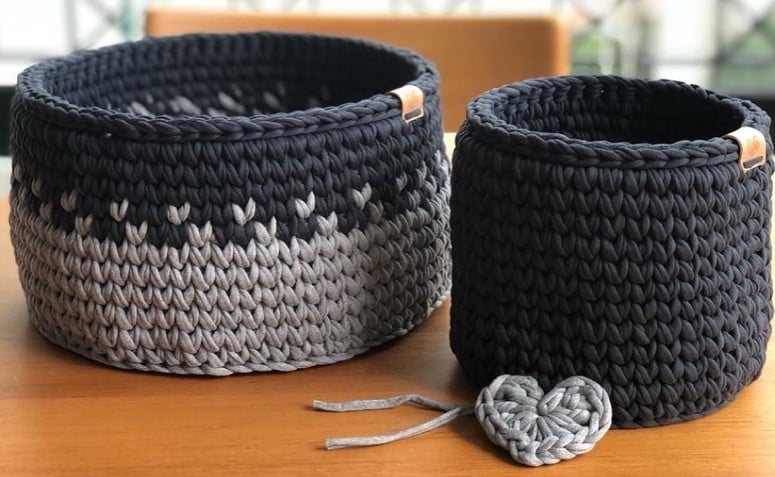 ideias de cestos de crochê com fio de malha