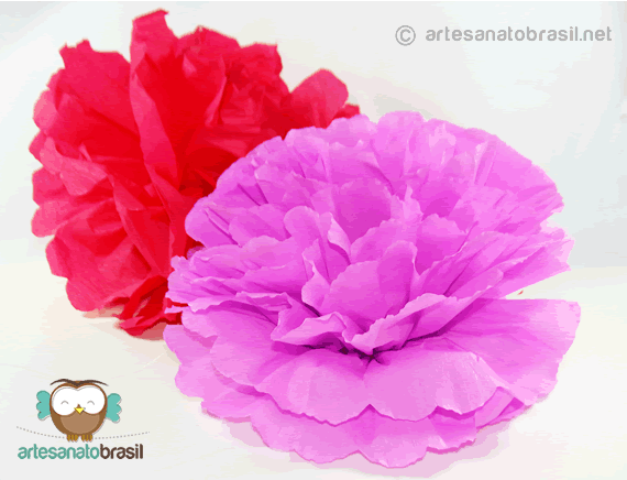 Ideias Criativas para Usar Flores Gigantes de Papel na Decoração