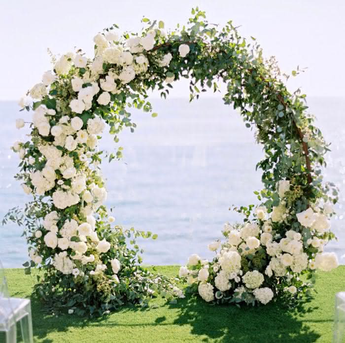 quanto custa a decoração floral de um casamento