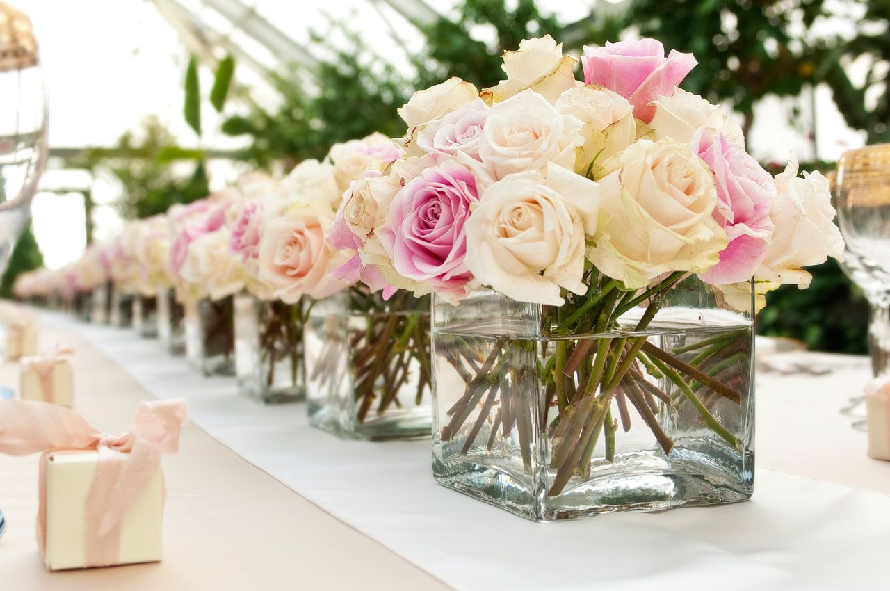 flores de casamento baratas vs caras