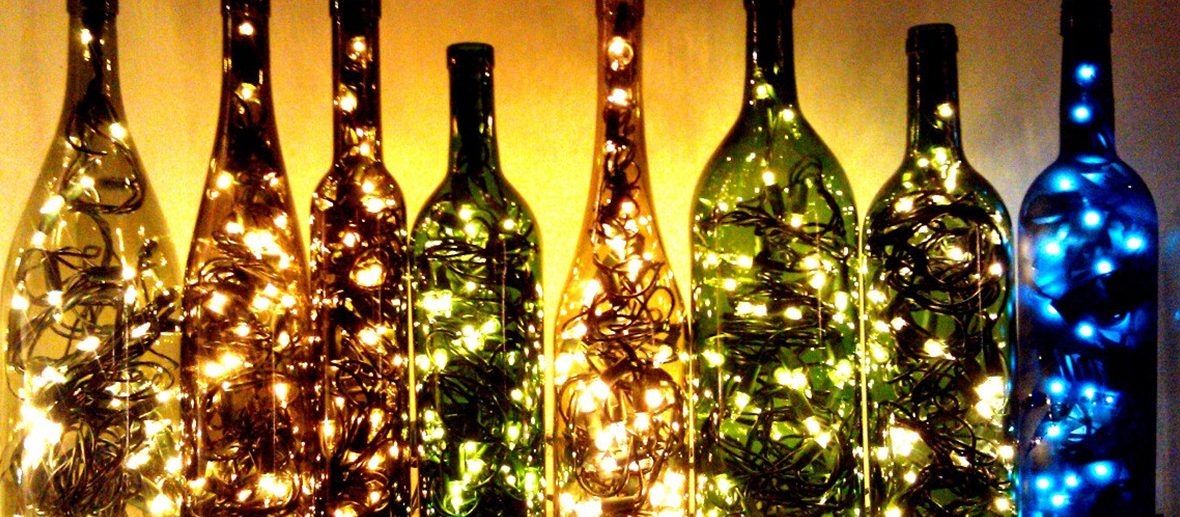 garrafas com luzes