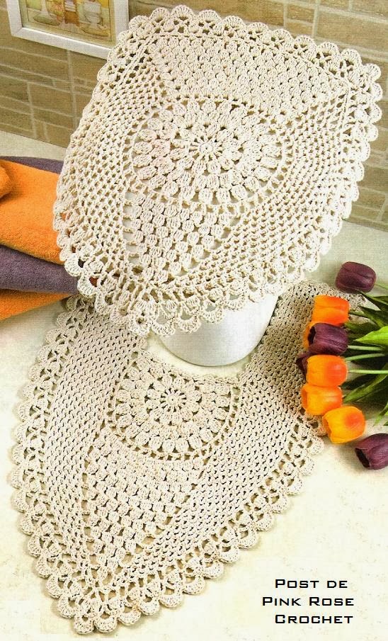 Jogo de banheiro de crochê com flores