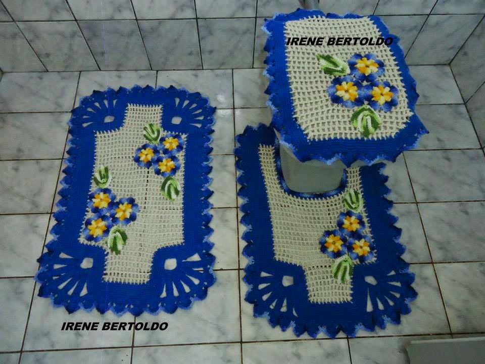 Jogo de banheiro de crochê com flores simples