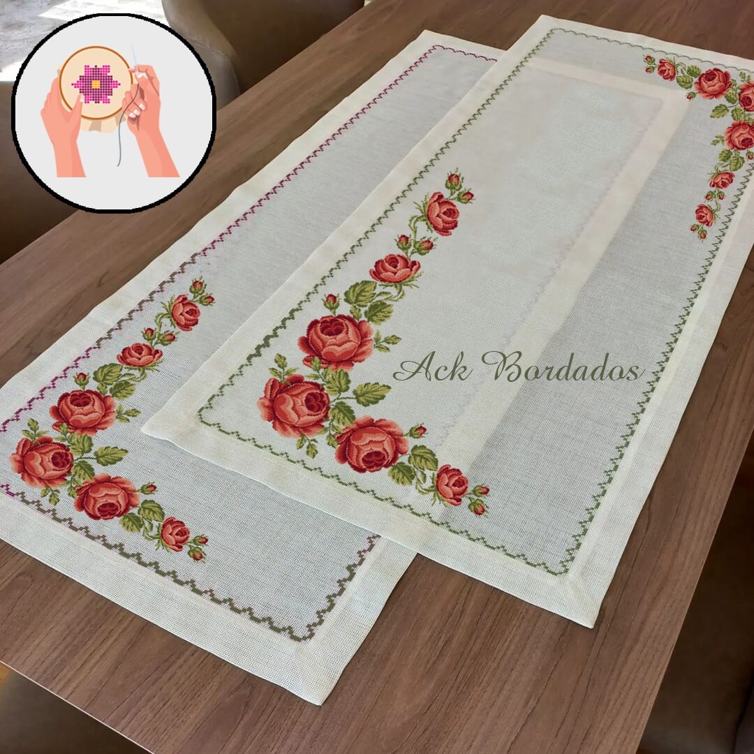 Gráficos de ponto cruz para toalhas de mesa