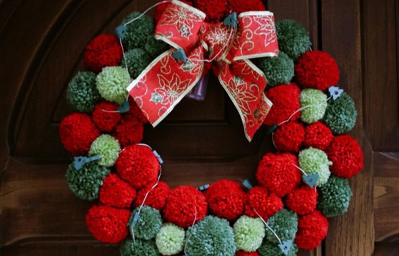 Como Pendurar Sua Guirlanda Sem Danificar a Porta: Dicas e Truques