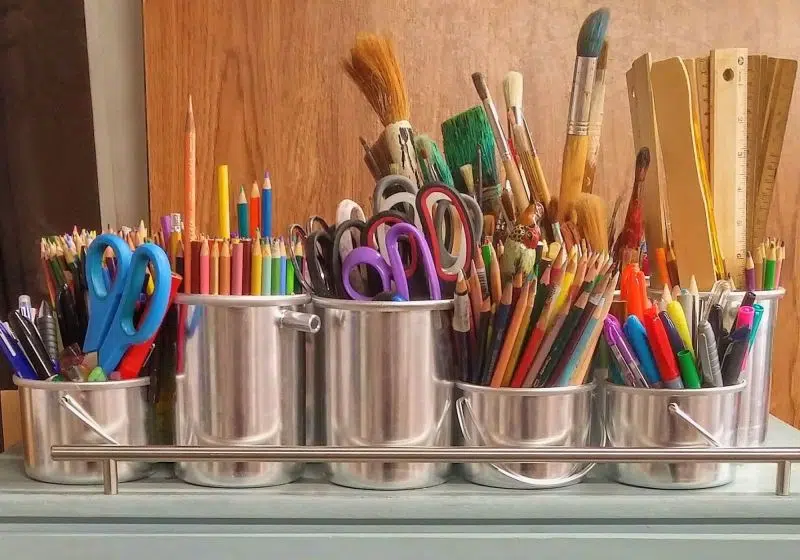 melhores ideias para decorar atelier de artesanato pequeno
