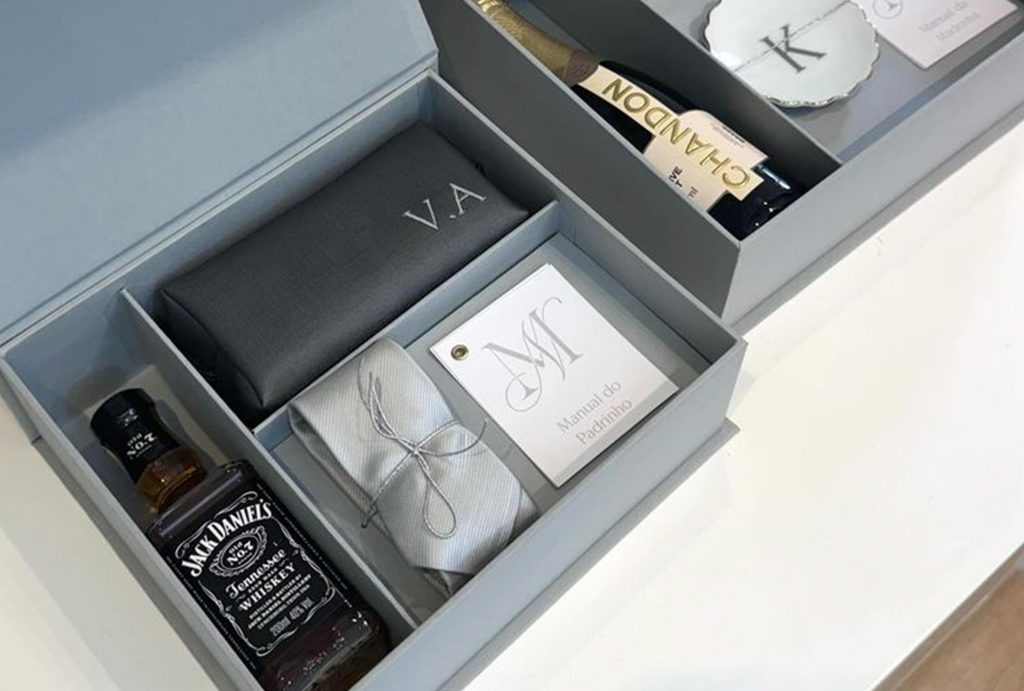 lembrancinhas para padrinhos de casamento vs madrinhas