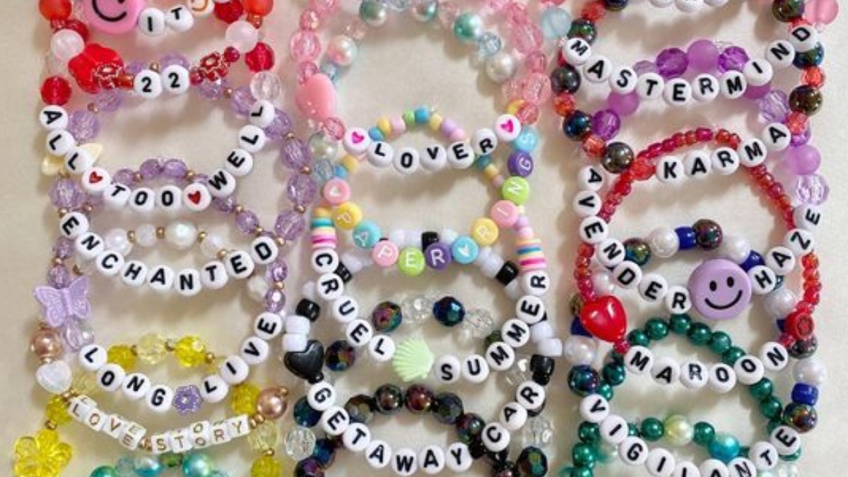como fazer pulseira de miçangas com nome