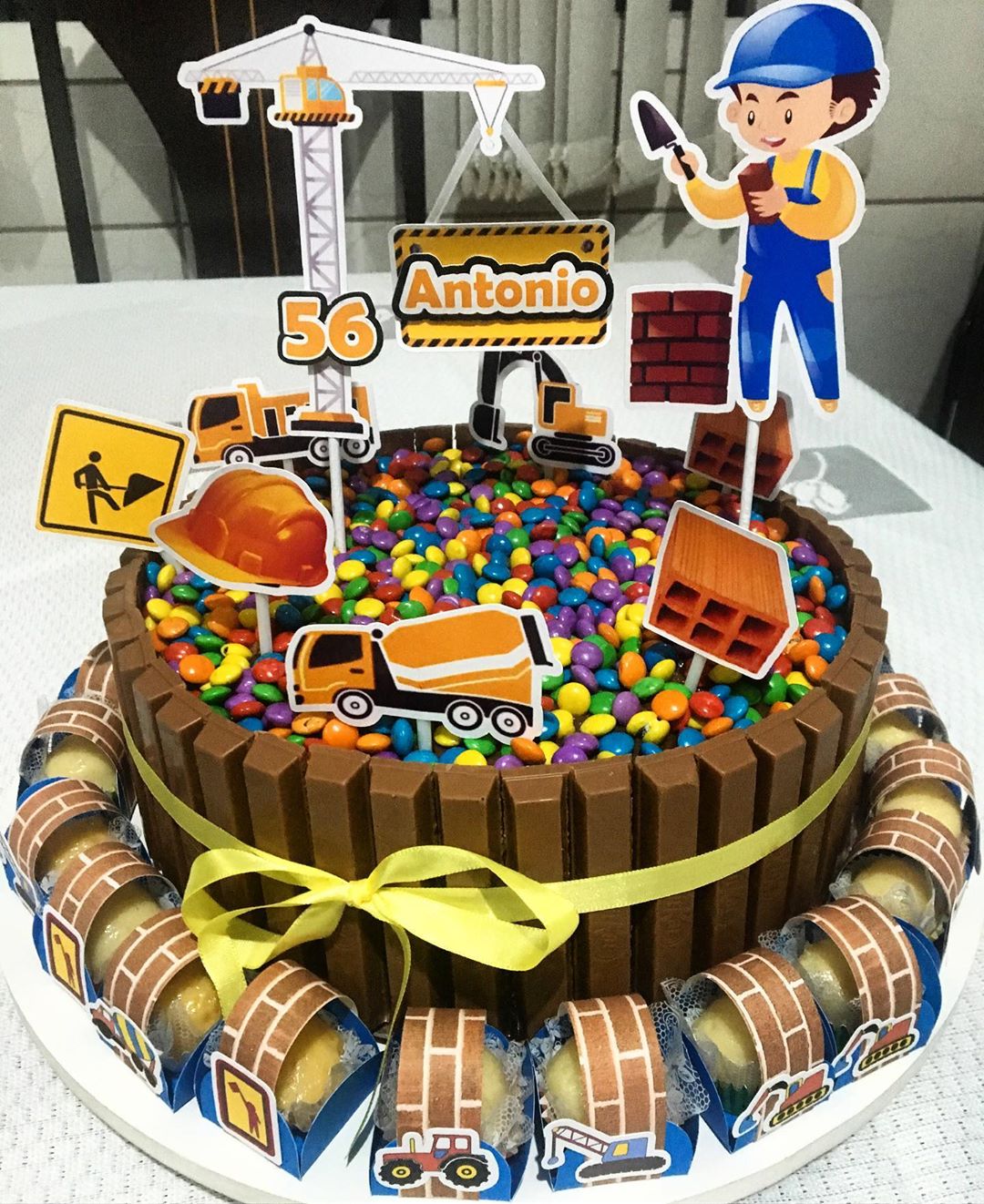 topo de bolo masculino de cerveja