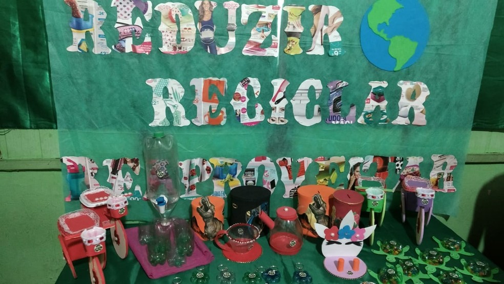 feira de ciências sobre coleta seletiva