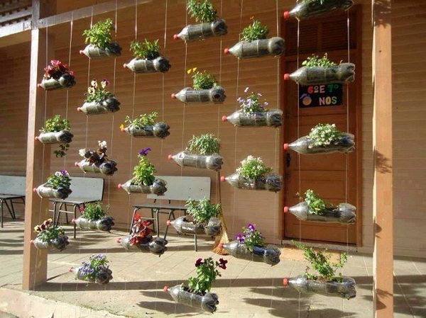 inspiracao jardim suspenso garrafa pet