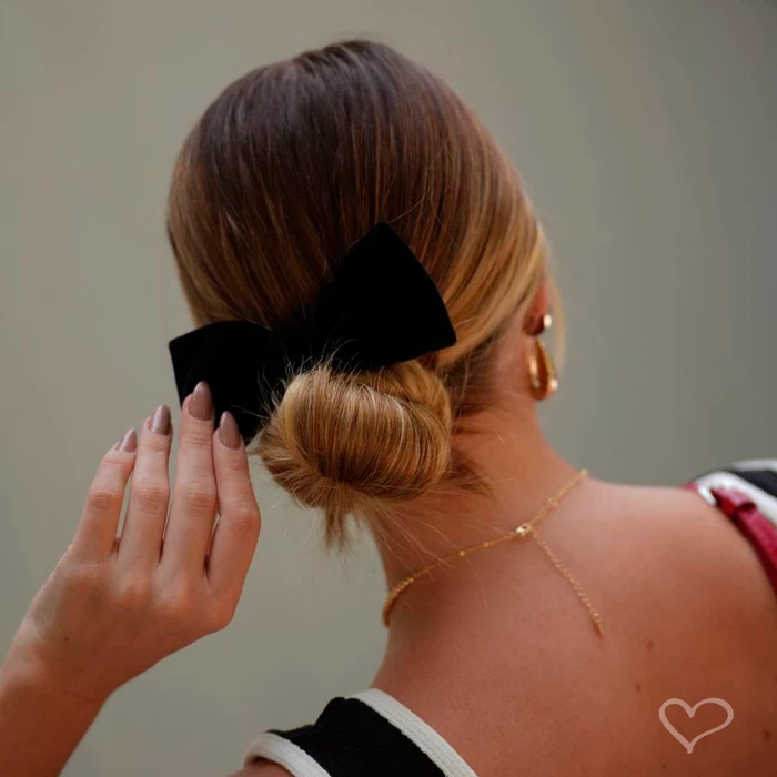 Laço de Cabelo Gigante (Estilo Virgínia): Tendência e Onde Encontrar