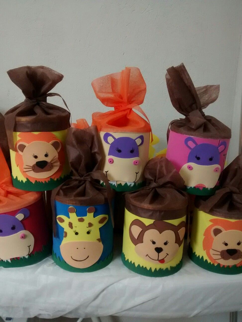 quanto custa fazer latas de leite decoradas com eva