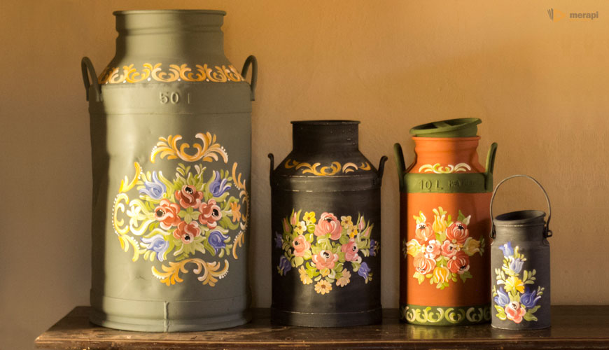 latao de leite antigo decorado