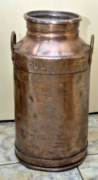 latao de leite antigo decorado