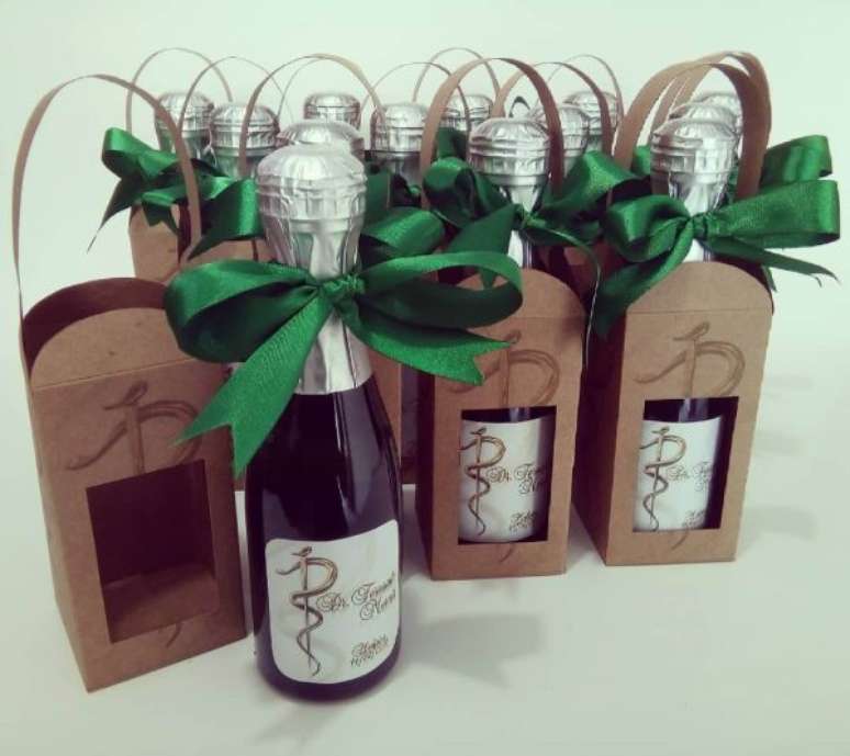 erros comuns ao escolher lembrancinhas de formatura