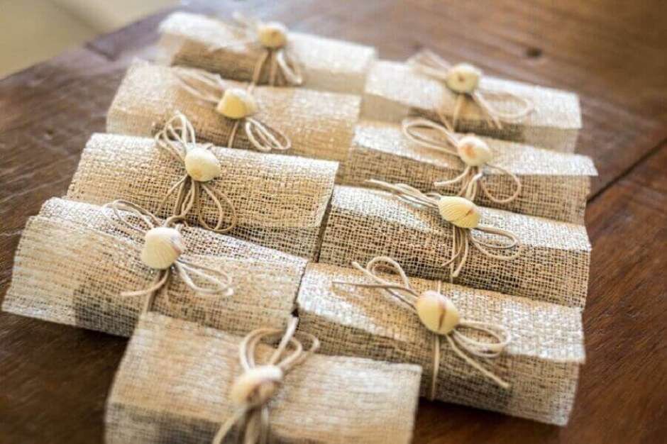 quanto custa lembrancinha casamento praia personalizada