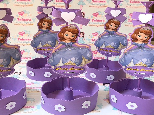 Lembrancinhas de Luxo da Princesa Sofia: Detalhes que Encantam