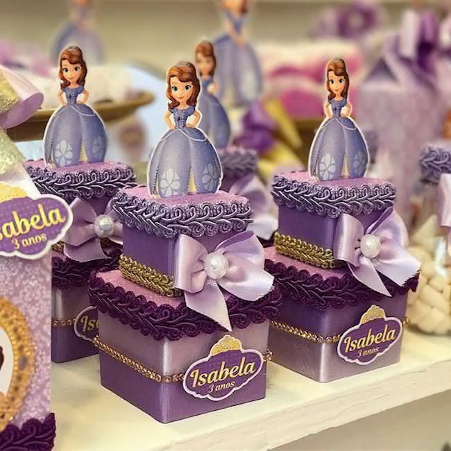 DIY: 5 Lembrancinhas da Princesa Sofia Fáceis de Fazer em Casa