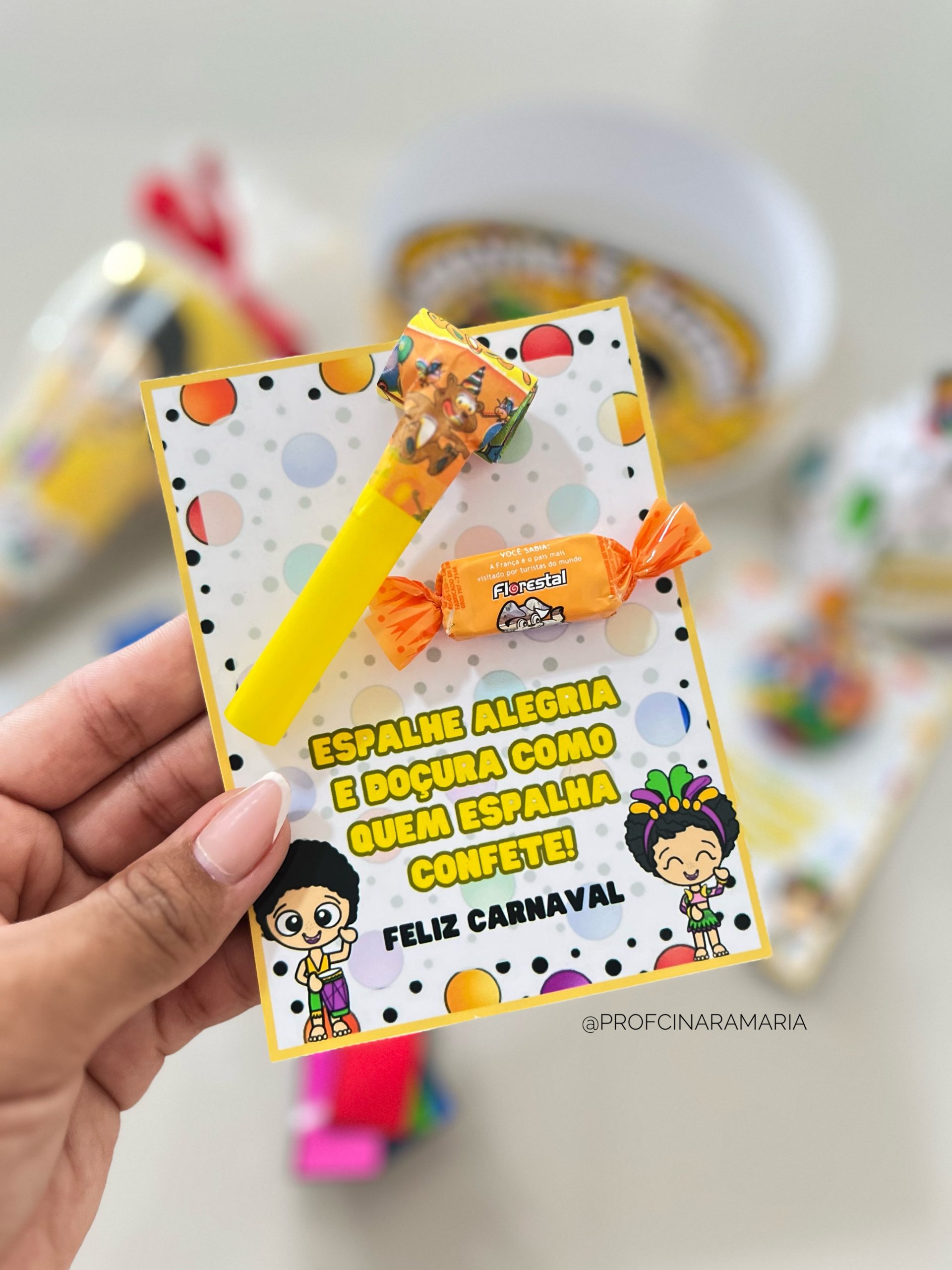 lembrancinha carnaval para creche